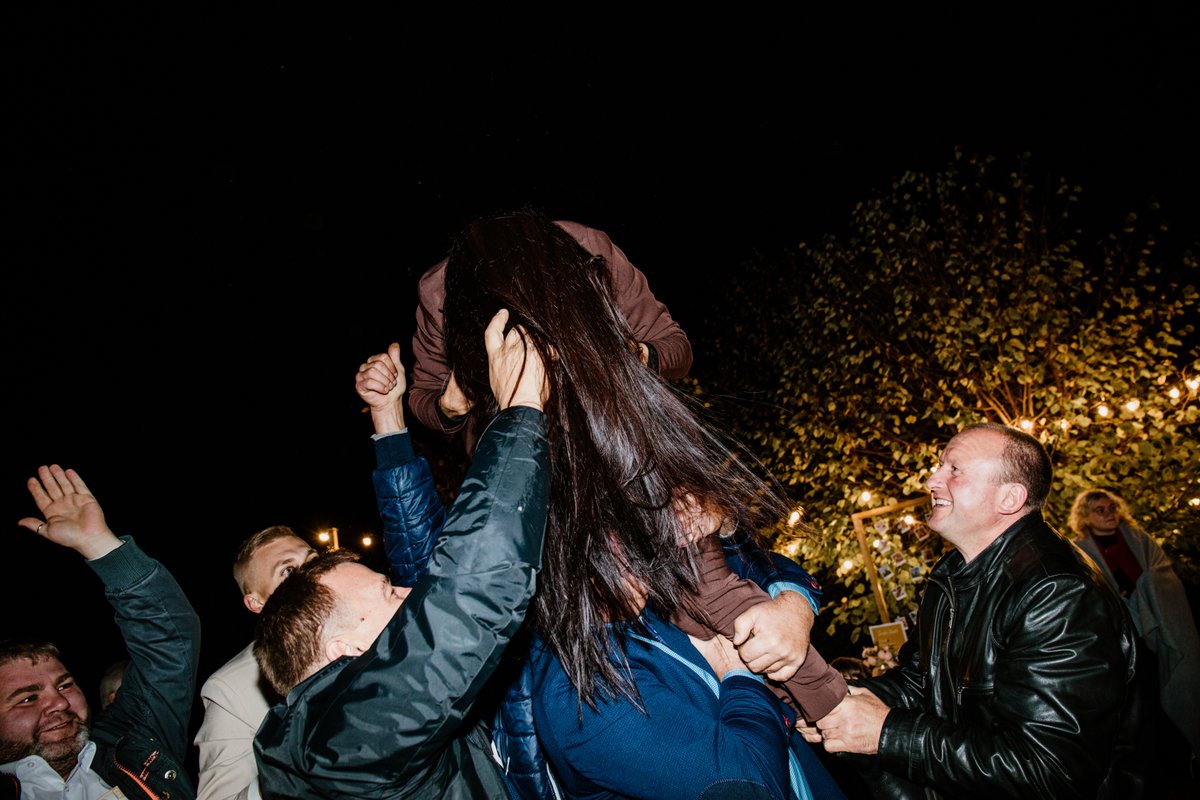 photo-1211